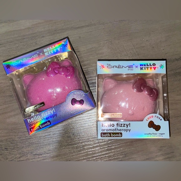 ๐๐ THE CRรME SHOPP X HELLO KITTY BATH BOMB SET ๐๐ - Picture 1 of 4